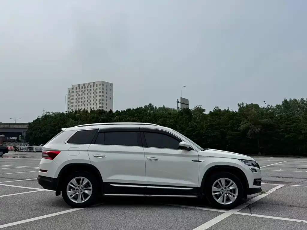 Skoda Kodiaq — миниатюра 7
