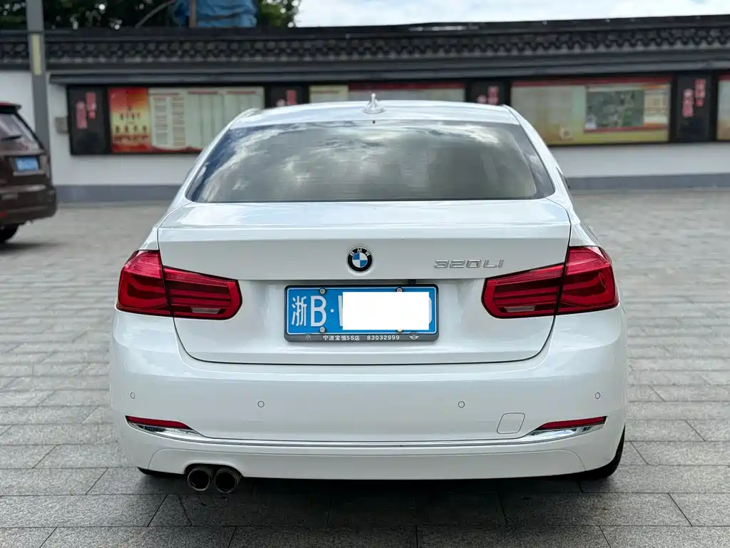 BMW 3 Series — миниатюра 8