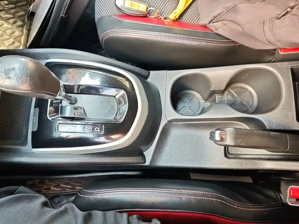 Nissan Qashqai — миниатюра 14