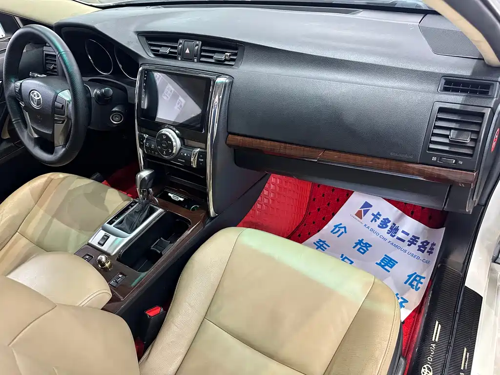 Toyota Reiz 2.5V Elite Sharp Edition, фото 11