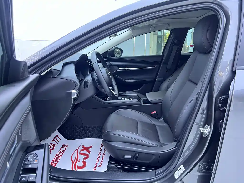 Mazda 3 Axela — миниатюра 7
