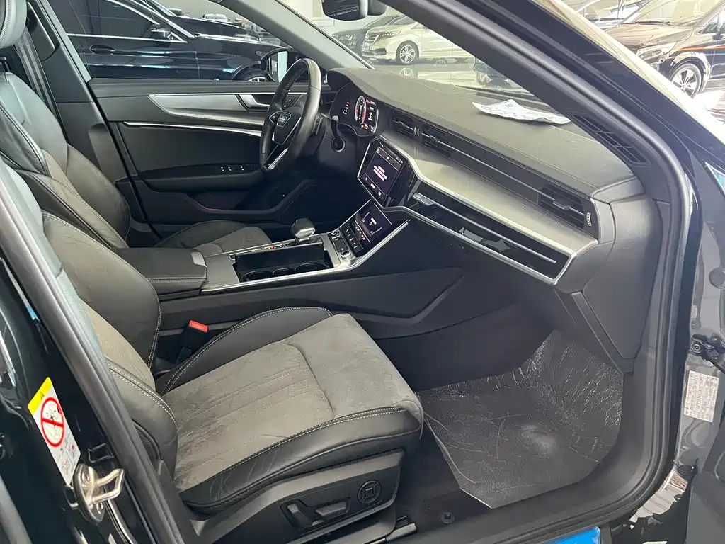 Audi A6L — миниатюра 10