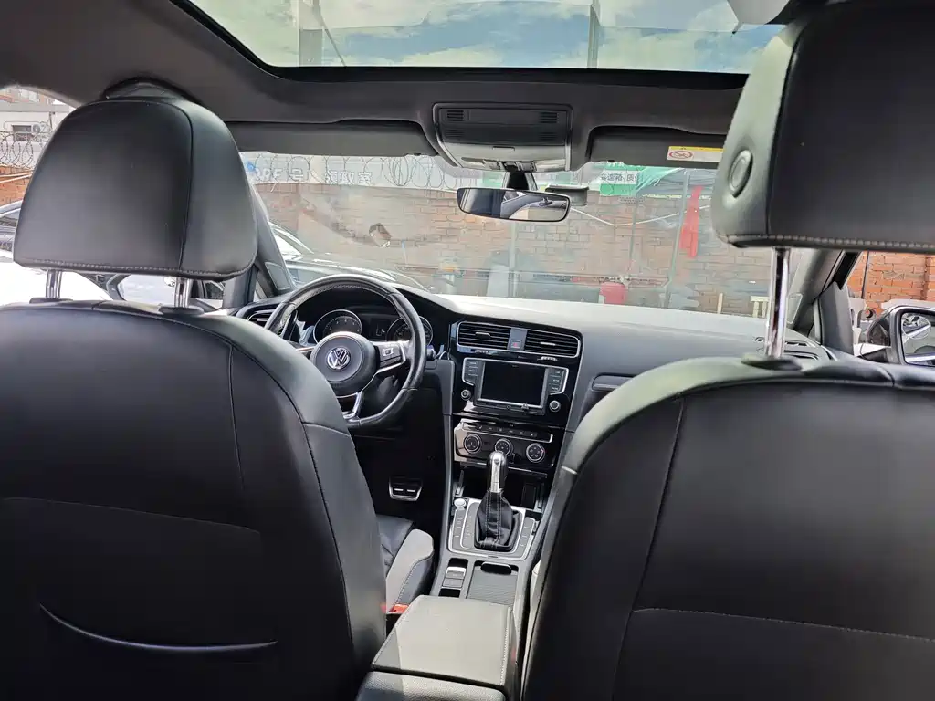 Volkswagen Golf — миниатюра 7