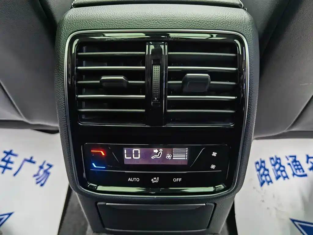 Volkswagen CC — миниатюра 18