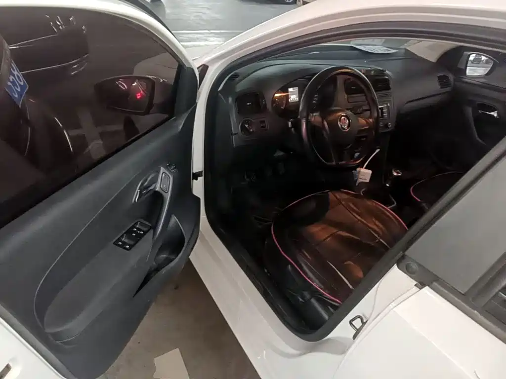 Volkswagen Polo — миниатюра 16