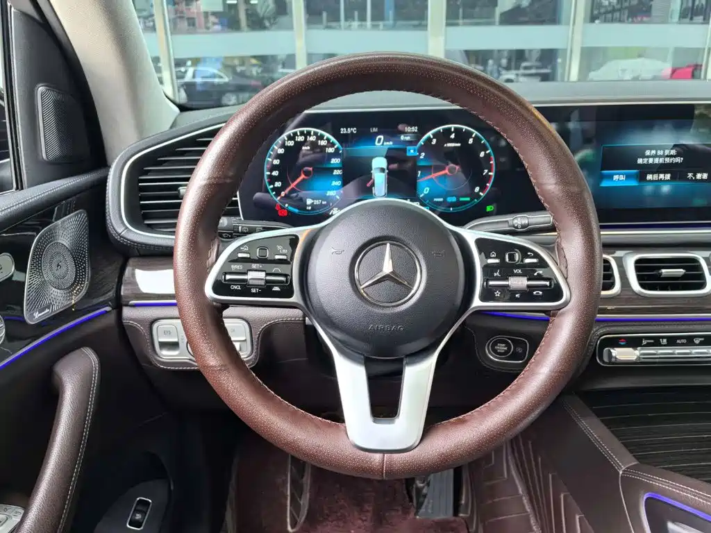 Mercedes-Benz GLS — миниатюра 3