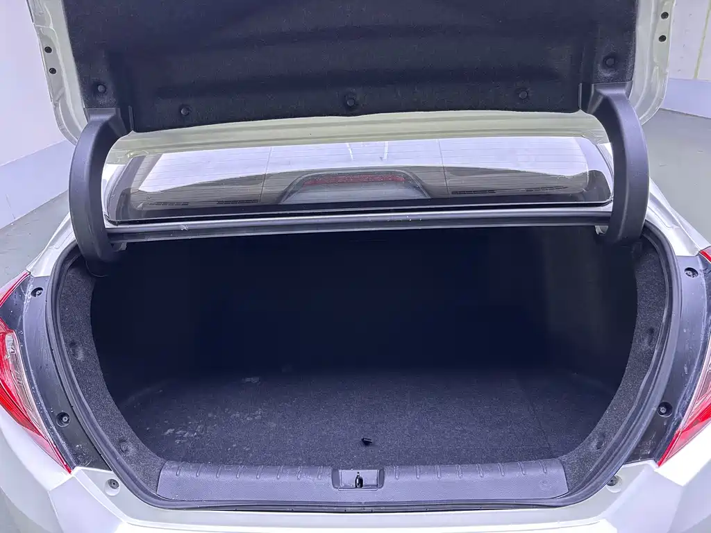 Honda Civic — миниатюра 14