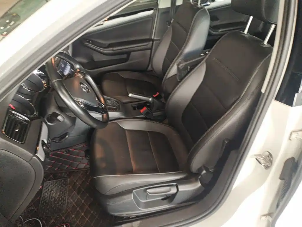Volkswagen Sagitar — миниатюра 15