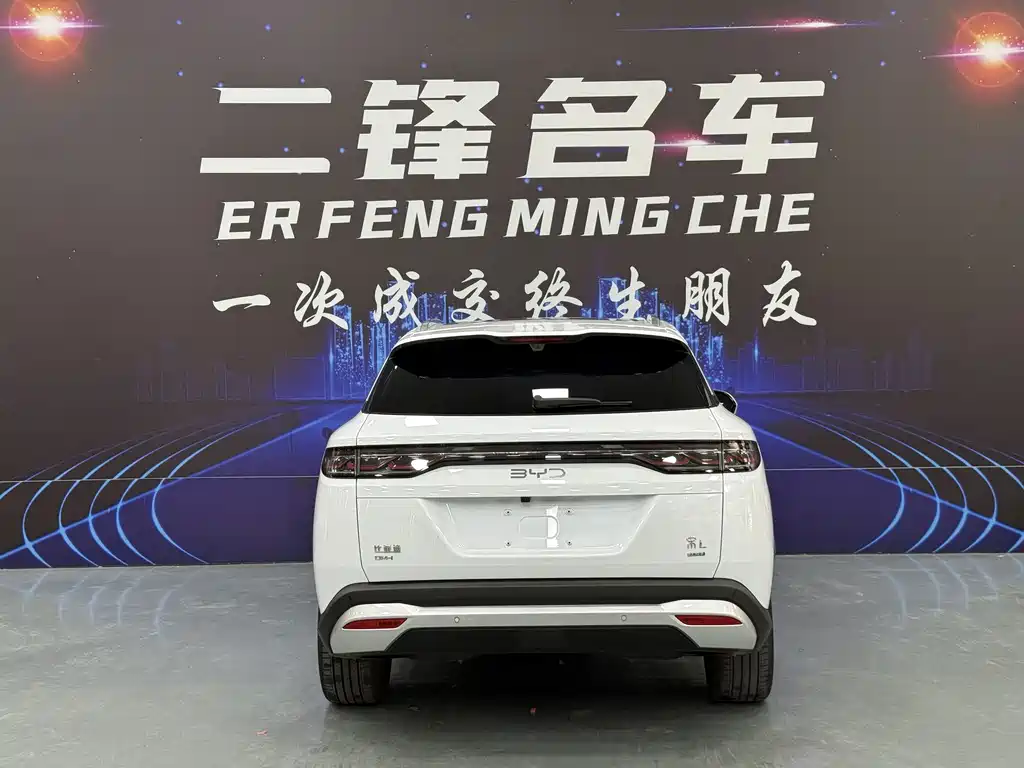 BYD L DM-i — миниатюра 5