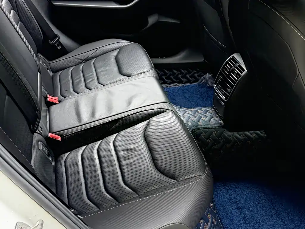 Volkswagen CC — миниатюра 13