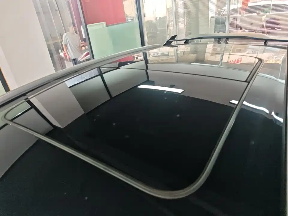 Geely Binyue — миниатюра 7