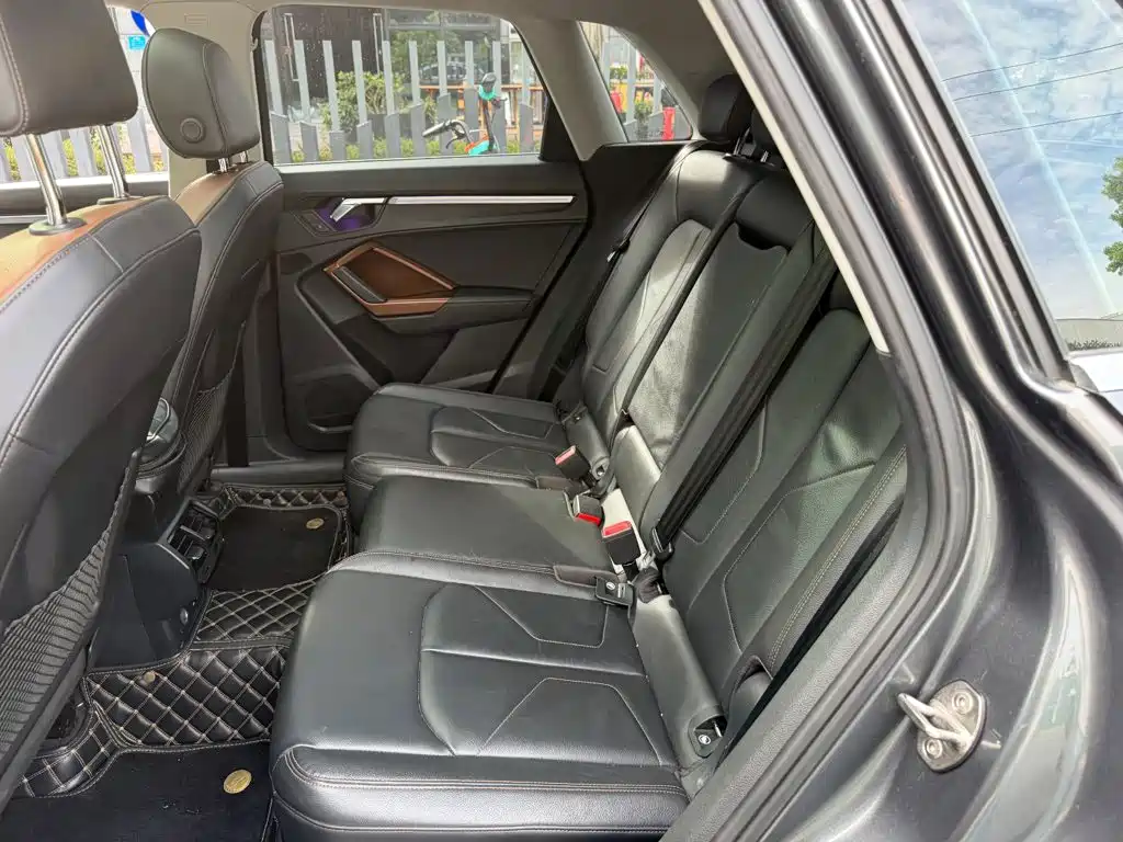 Audi Q3 — миниатюра 12
