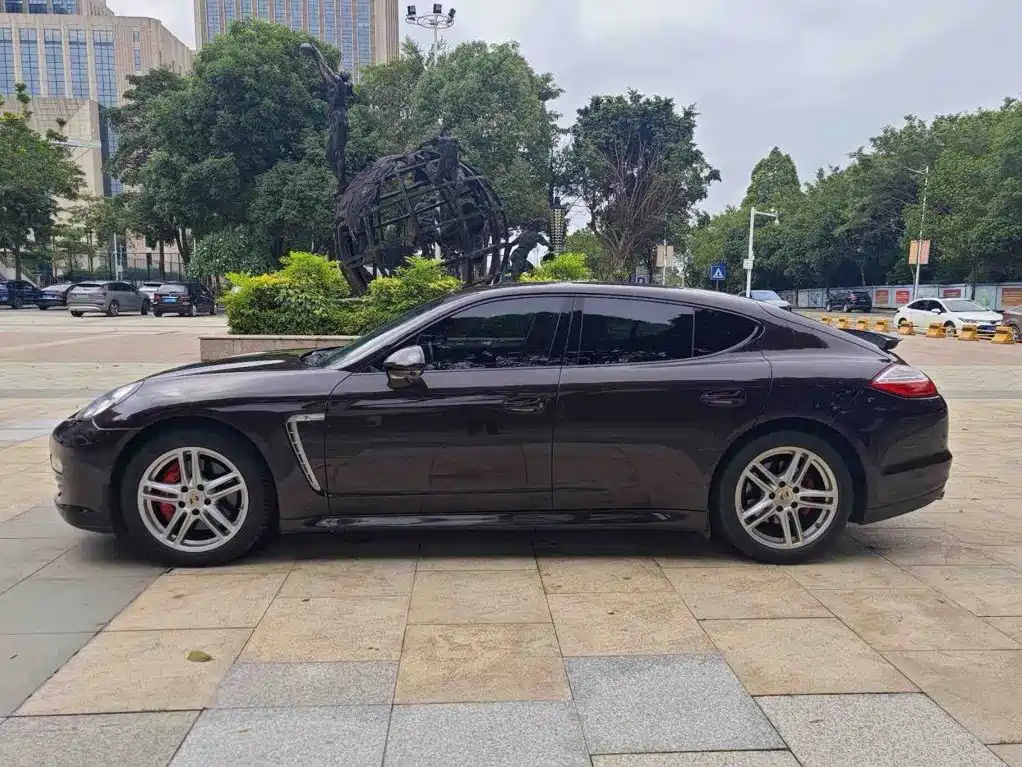Porsche Panamera 2014 Panamera 4 3.0T