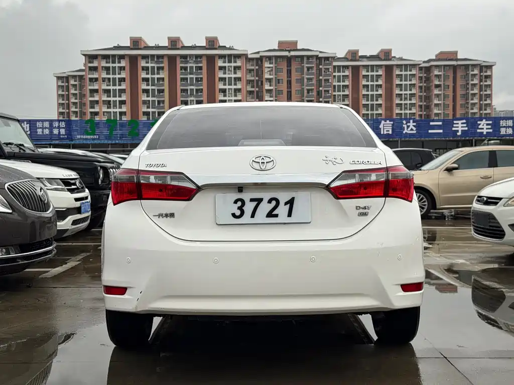 Toyota Corolla — миниатюра 5