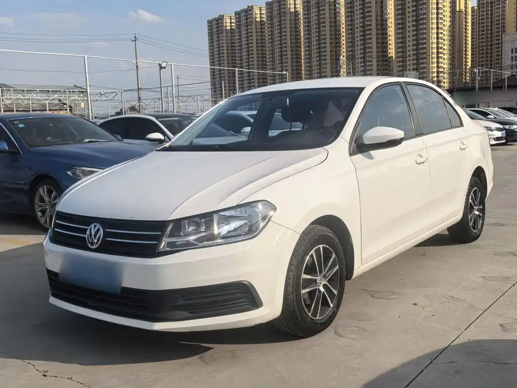 Volkswagen Santana — миниатюра 2