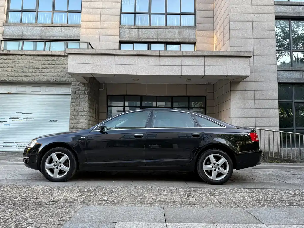 Audi A6L — миниатюра 3