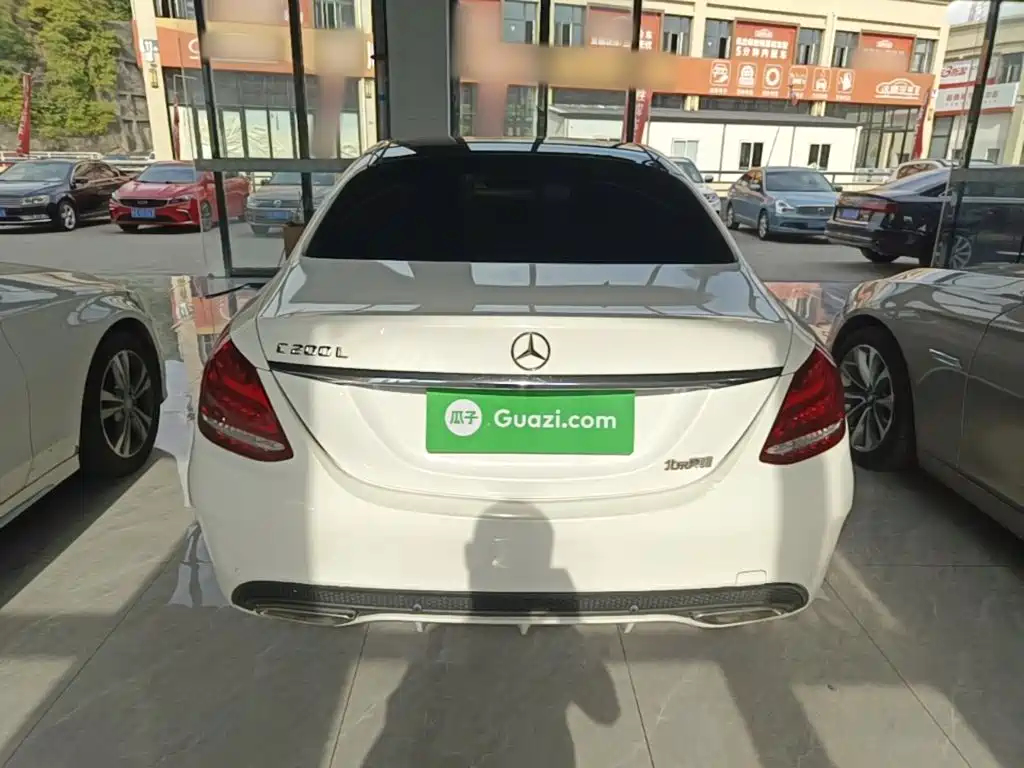 Mercedes-Benz C-Class — миниатюра 6