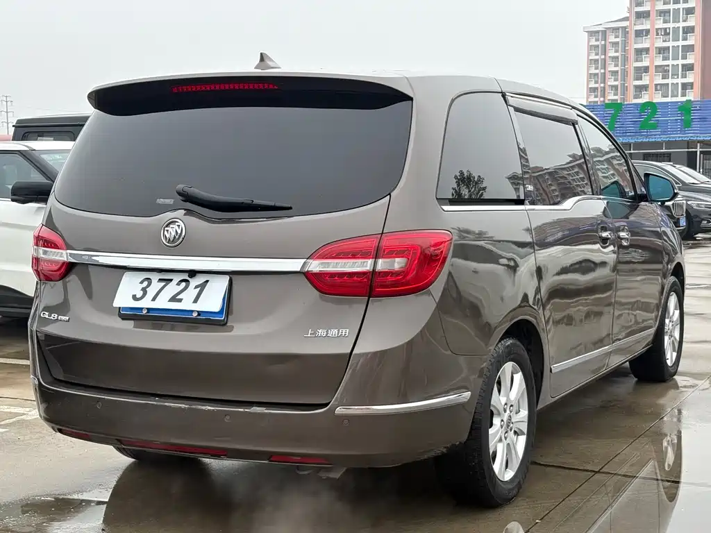 Buick GL8 — миниатюра 4