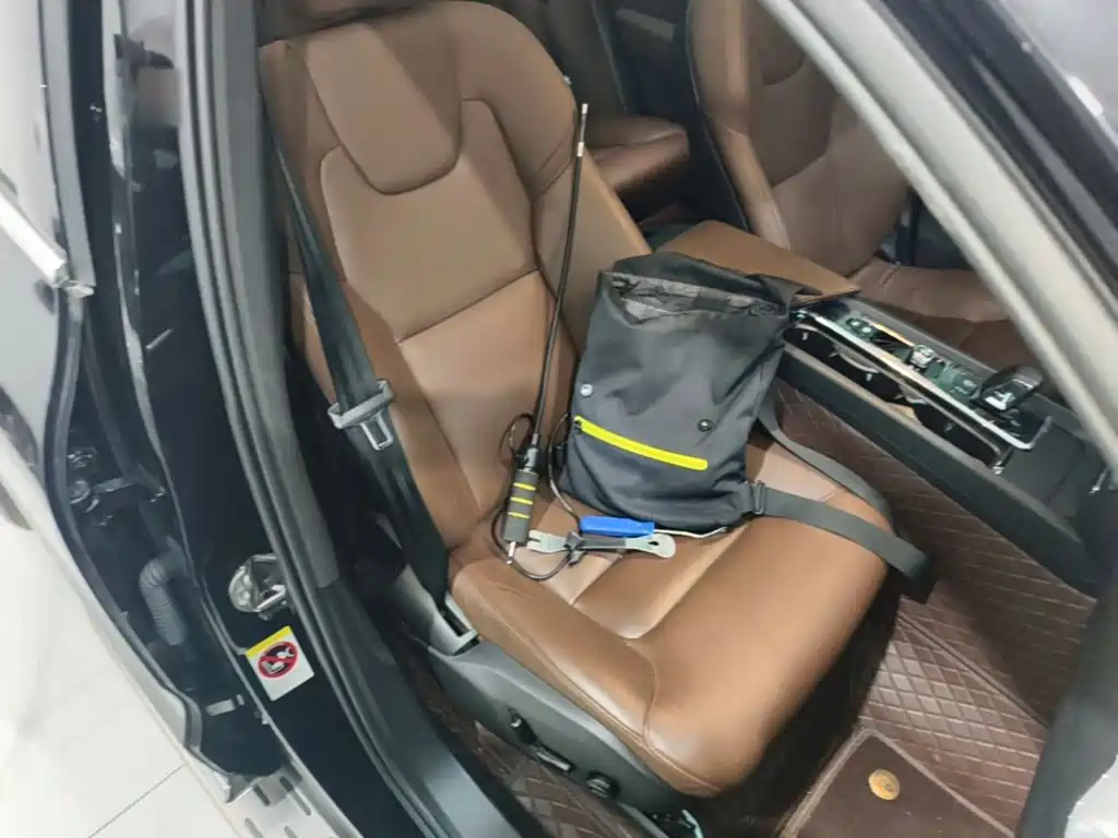 Volvo XC60 — миниатюра 25
