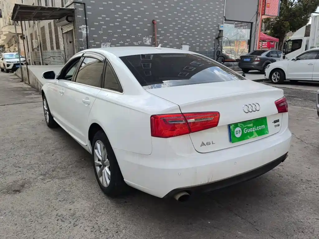 Audi A6L — миниатюра 5