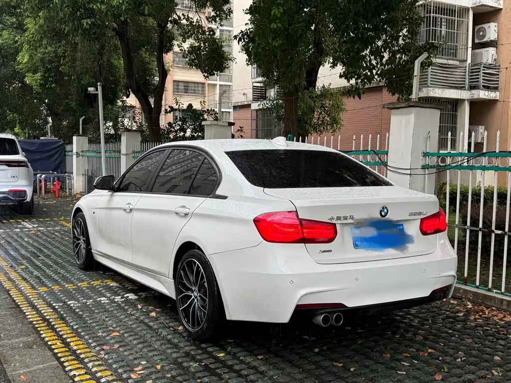 BMW 3 Series — миниатюра 3