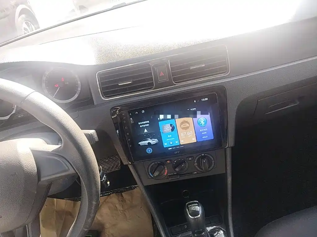 Skoda Rapid — миниатюра 13