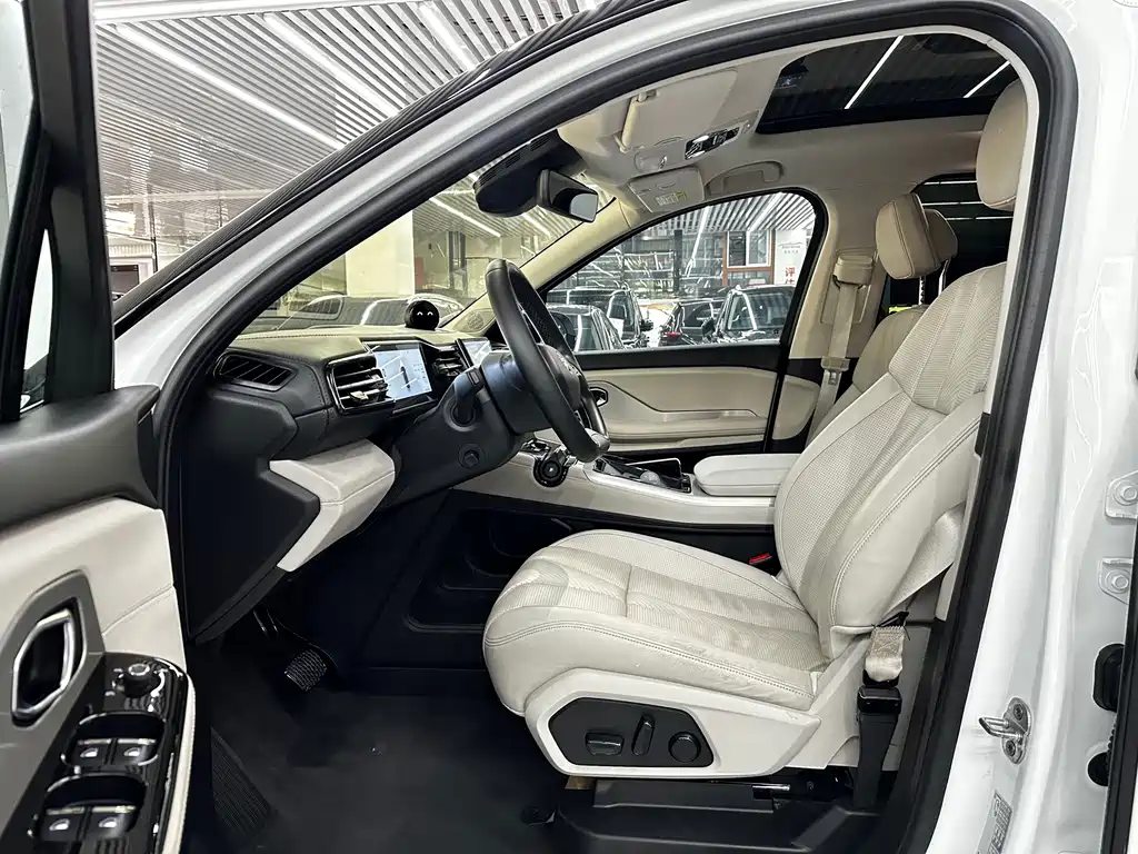 NIO ES8 — миниатюра 4