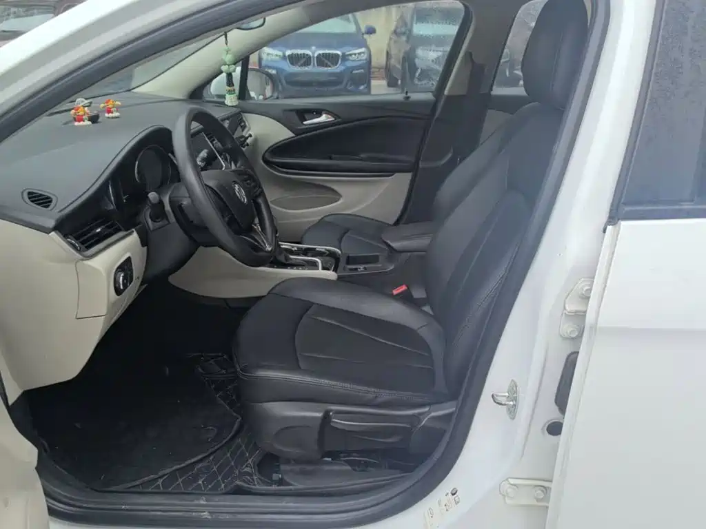 Buick Verano — миниатюра 15