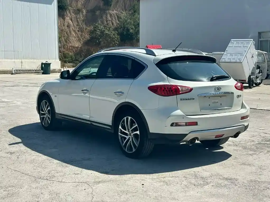 Infiniti QX50 — миниатюра 6