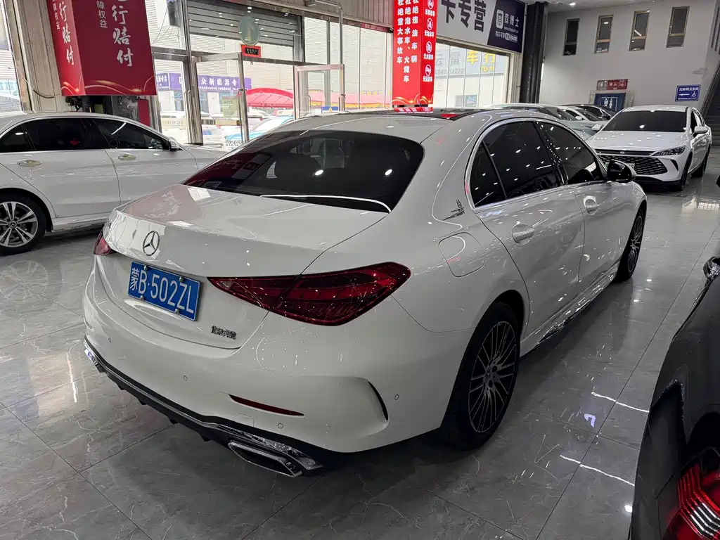 Mercedes-Benz C-Class — миниатюра 7