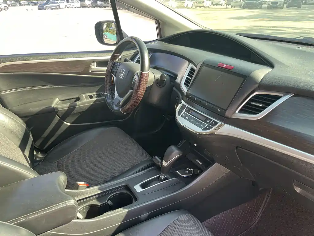 Honda Jade — миниатюра 4