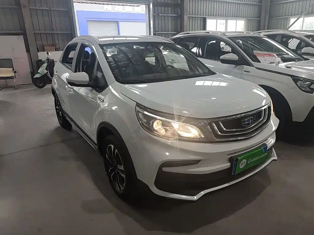 Geely Vision X3 — миниатюра 4
