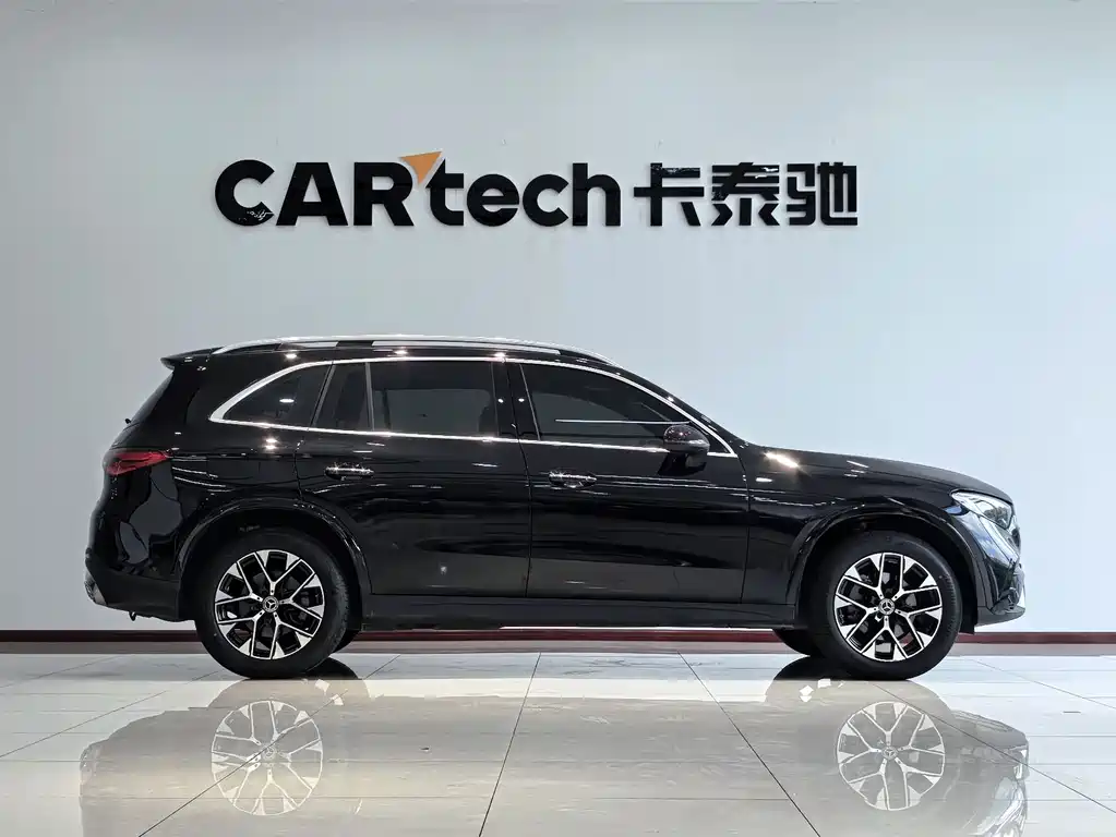 MERCEDES-BENZ  GLC