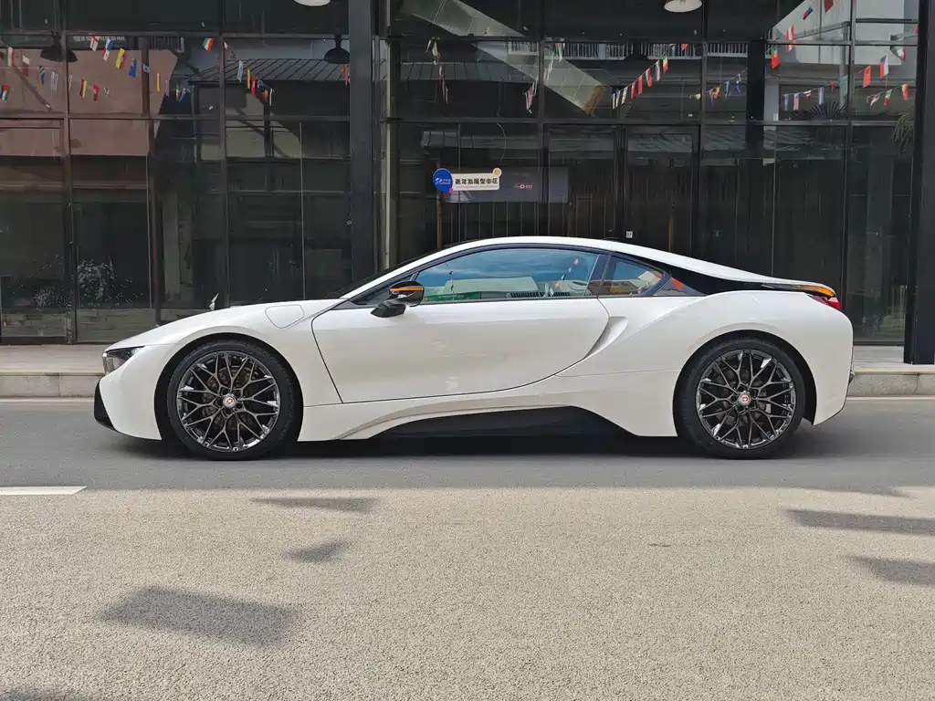 BMW i8 — миниатюра 34