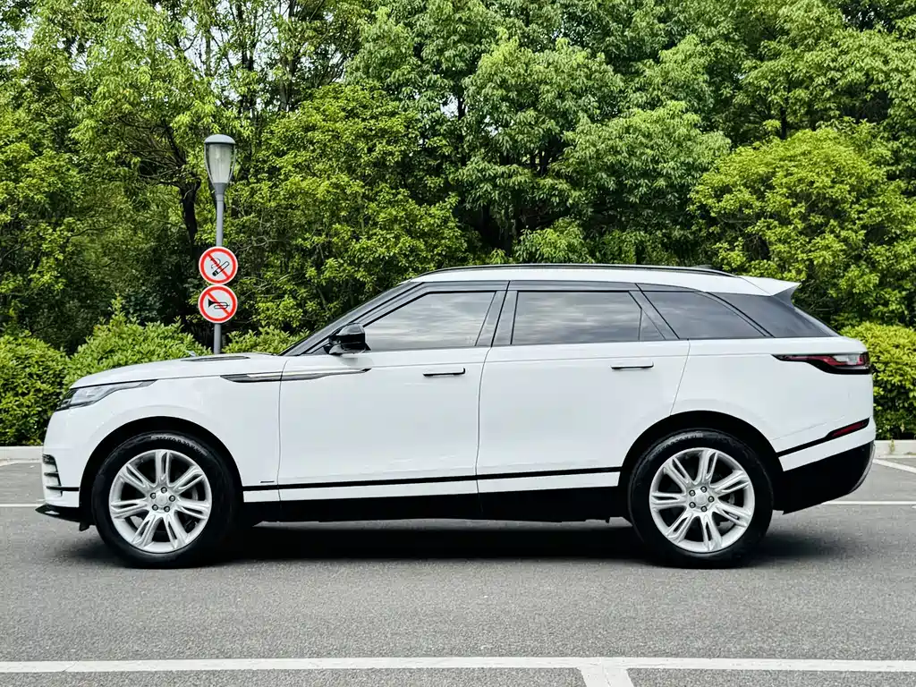 Land Rover Velar — миниатюра 7