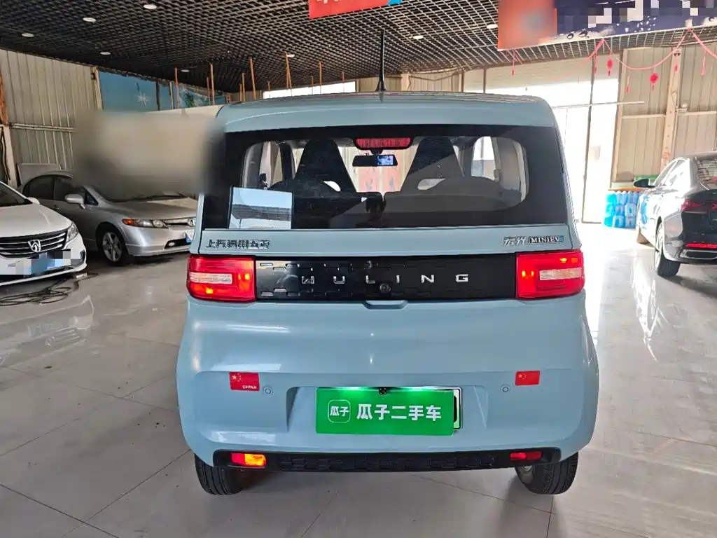 Wuling MINIEV — миниатюра 6