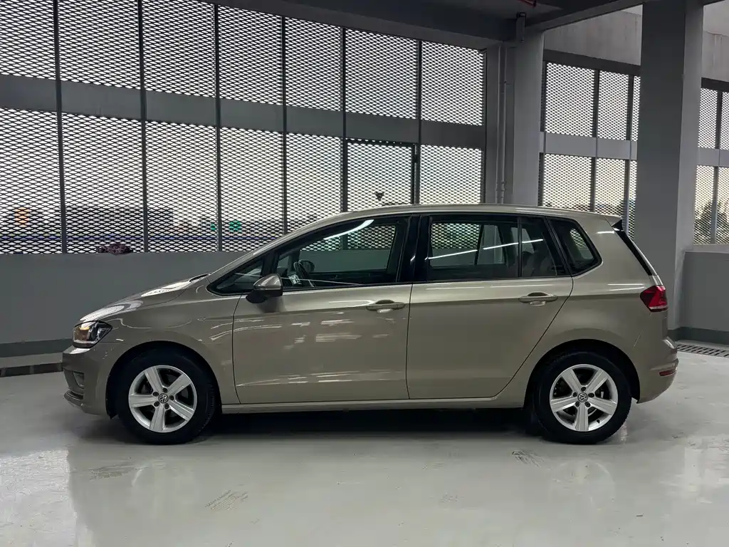 Volkswagen Golf Sportsvan — миниатюра 13