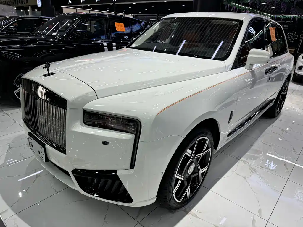 Rolls-Royce Cullinan 0