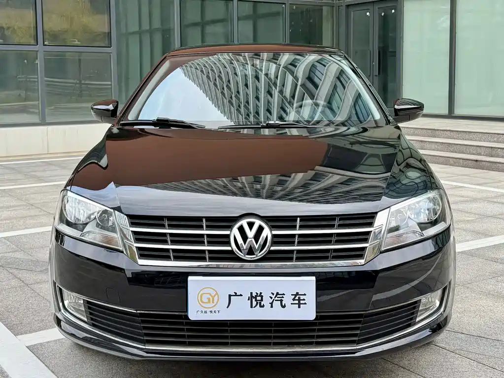 Volkswagen Lavida — миниатюра 2