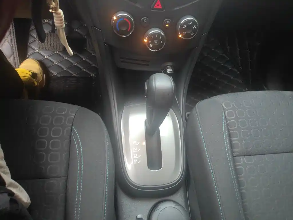 Chevrolet Trax — миниатюра 10