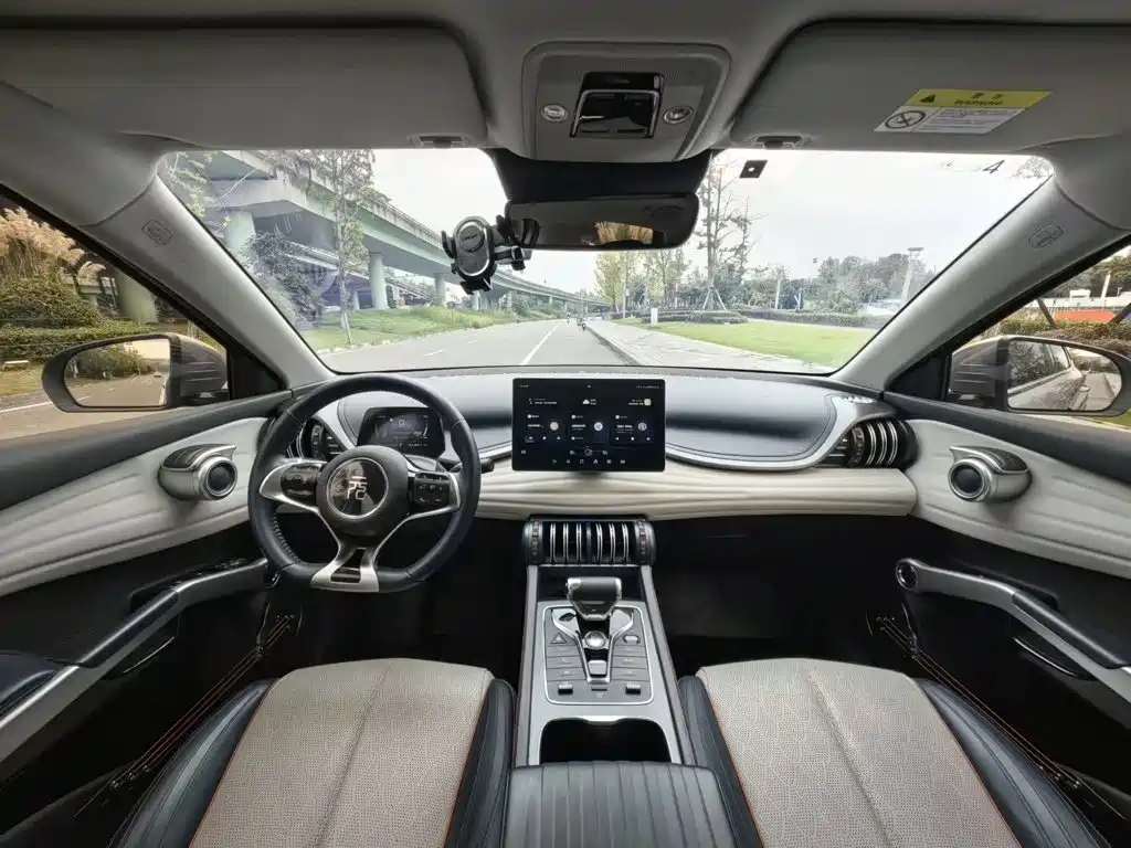 BYD Yuan Plus — миниатюра 10