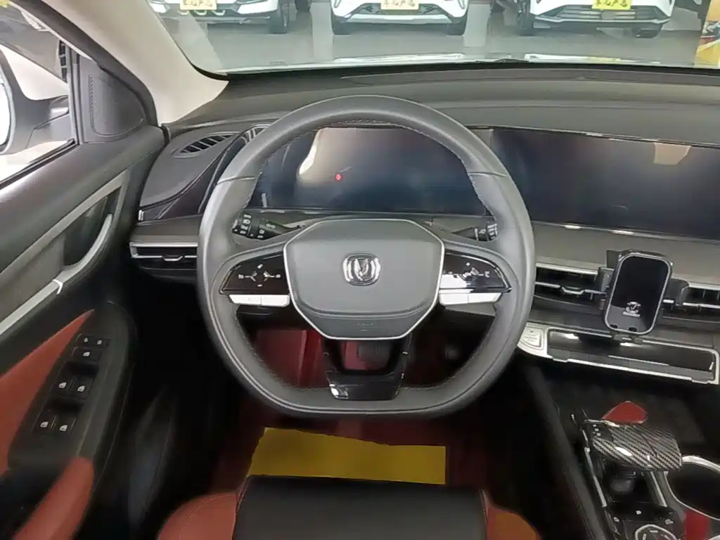 Changan Eado — миниатюра 11