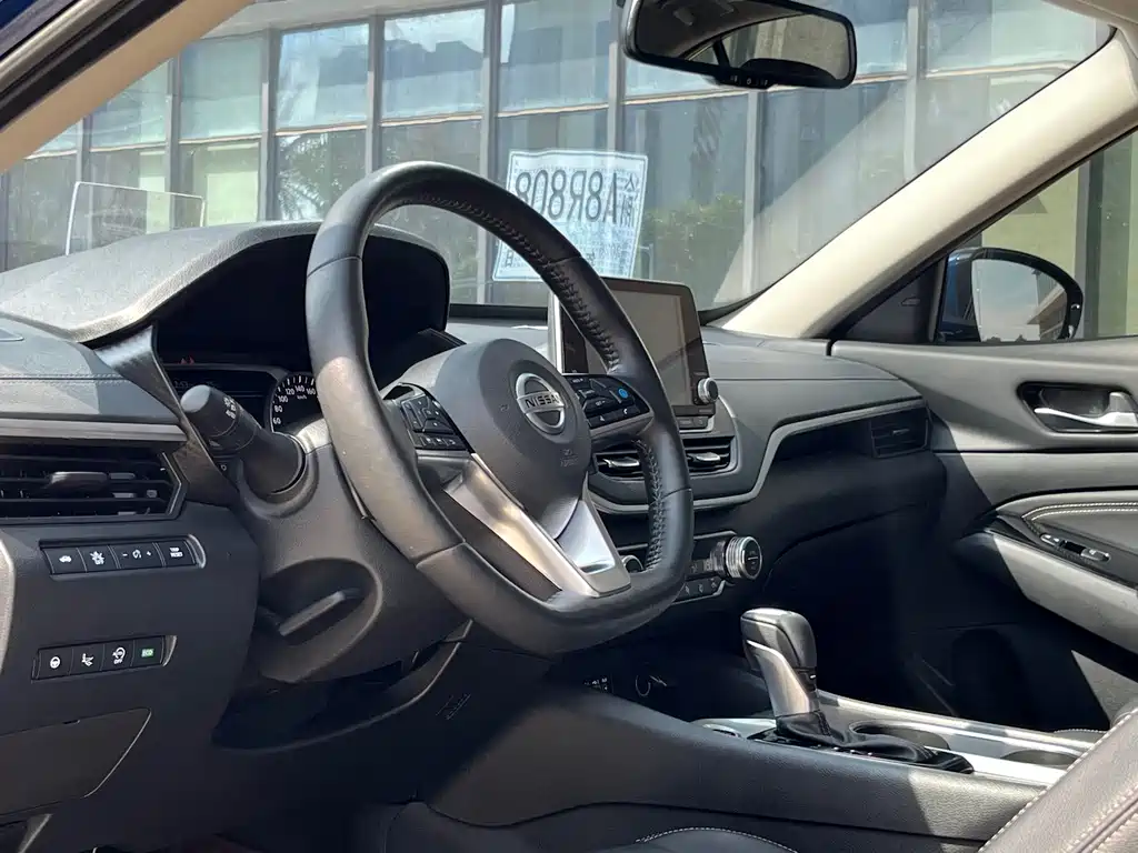 Nissan Teana — миниатюра 10