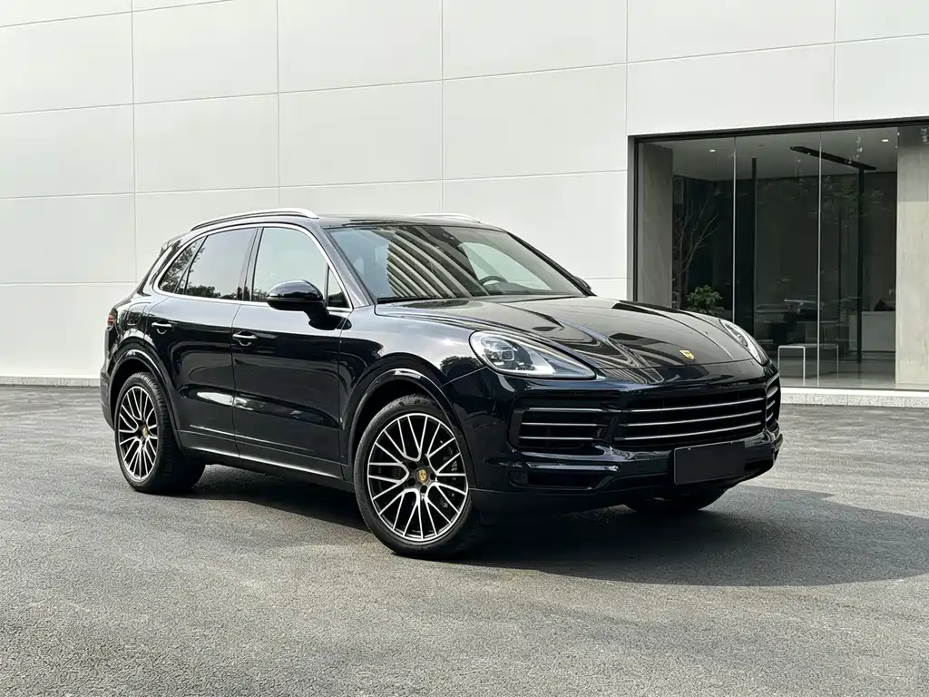 Porsche Cayenne — миниатюра 4