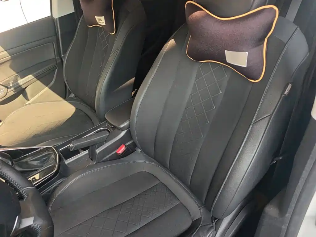 Peugeot 308 — миниатюра 15