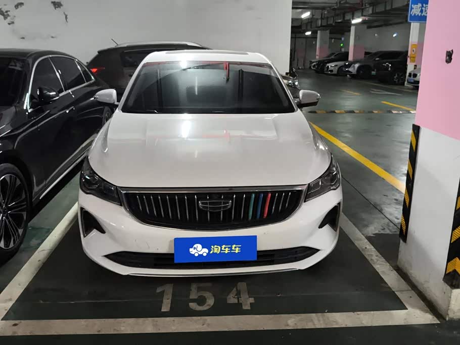 Geely Emgrand 1.5 л 2024 г. Белый, пробег 12000 км
