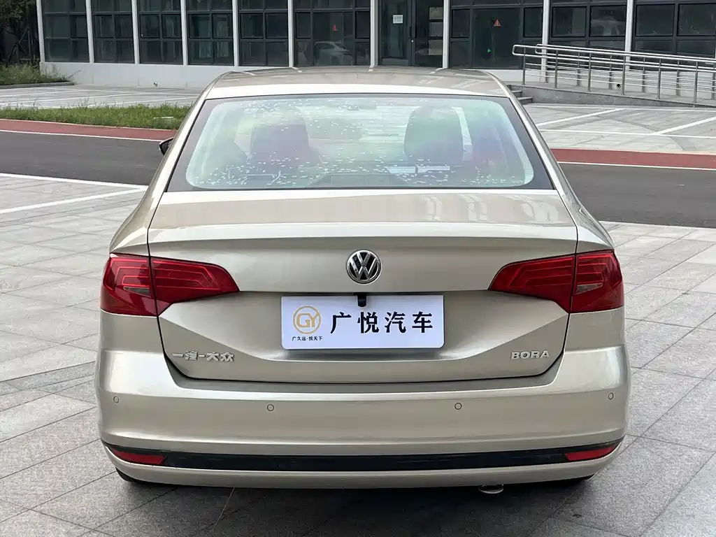 Volkswagen Bora — миниатюра 9