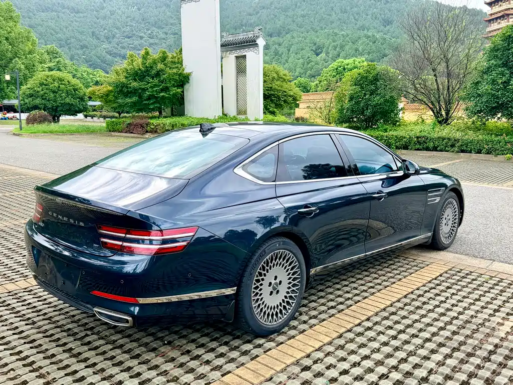 Genesis G80 — миниатюра 5
