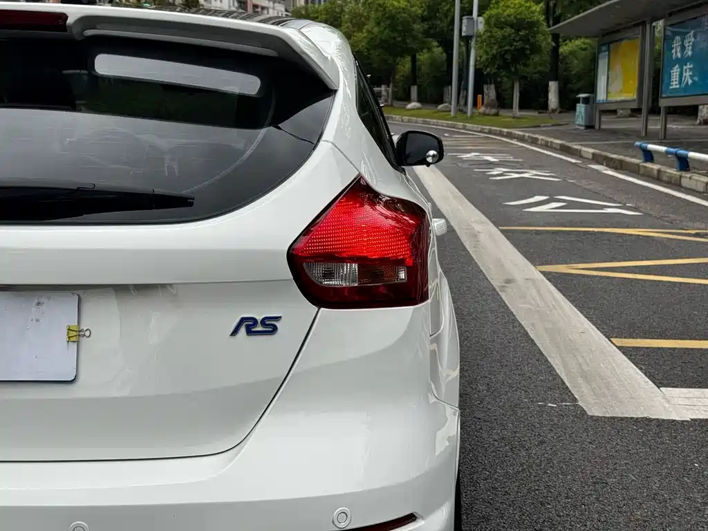Ford Focus — миниатюра 26