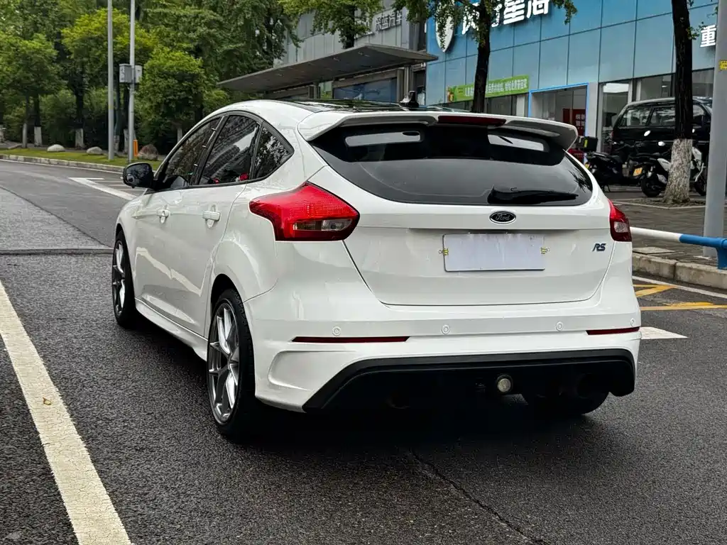 Ford Focus — миниатюра 23